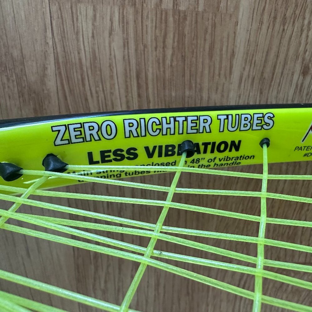 E-Force Racquetball Racquet - Picture 8 of 9